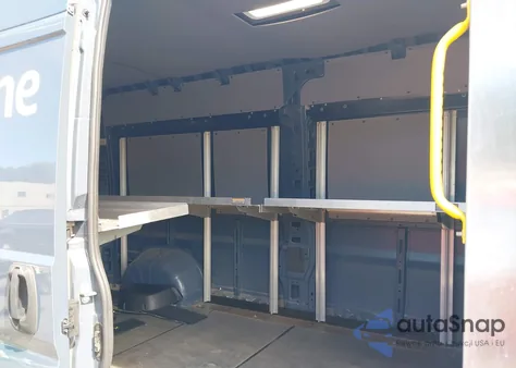 2019 Ram Promaster 2500 High Roof 159 Wb из США, поврежденный, VIN 3C6TRVDG3KE518063